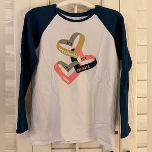 Princess Awesome Kids Raglan Long Sleeve Shirt with Heart Design, Size 12, EUC.